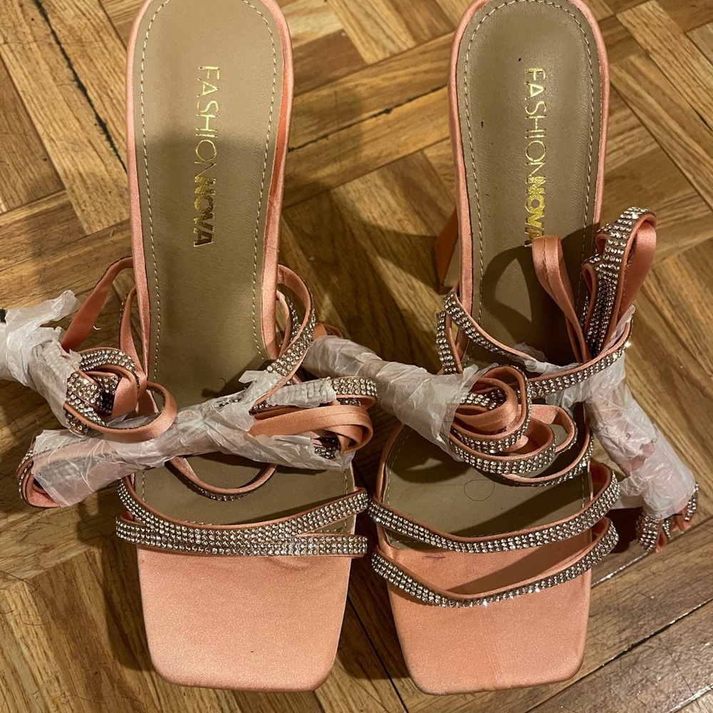 Never worn heels